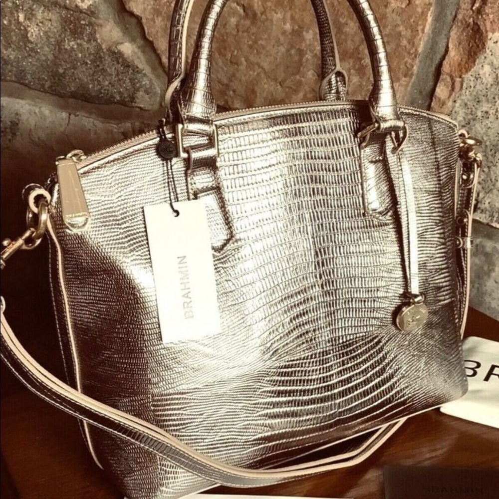 NWT BRAHMIN metallic medium duxbury bag! Classy pale gold/taupe color!